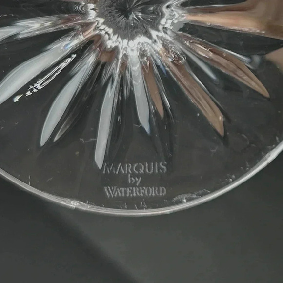Marquis by WATERFORD Crystal Brookside Pattern Water / Wine Goblet 8 1/2" Clear - Picture 4 of 5